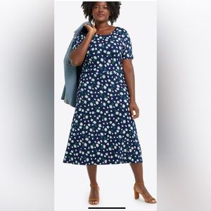 New With Tags Small Draper James Tammy T-Shirt Dress in Magnolia Print (Navy)